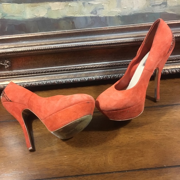 Orange suede H by Halston heels size 7 - Picture 5 of 8